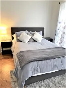 Historic Court Square Apt - Image 3