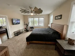 Lake Front ★ No Wake w/ Dock ★ Gameroom ★ Carved FirePit ★ 2nd House Available - Image 4