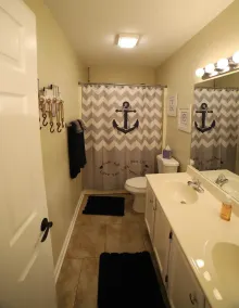 2 Schlafzimmer King Master/2 Badezimmer Wohnung mit Seezugang und großem 16 x 40 Bootsplatz - Image 3