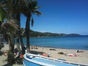 Beautiful garden level with terrace, sea view and direct access to the beach - swimming pool - Image 5