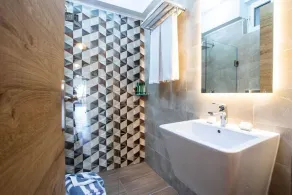 Remarkable Jasmine Apartment in Panormo - Image 2