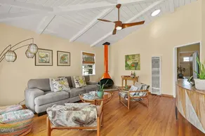 Enjoy Beachlife in Quaint Beach House 4 min walk to beach - Image 5