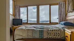 Cosy Mount Hotham Retreat - Image 3