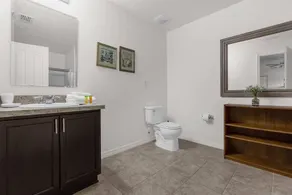 6 Bedrooms 4.5 Bathrooms Crystal Cove 957 EG - Image 4