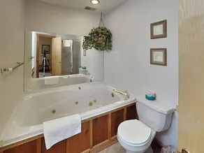 Sunplace 07 | Community Pool, Lake Access + Views! - Image 2