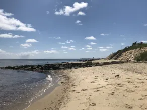 Charmerende Cape Cod Beach Front Bungalow - Image 5