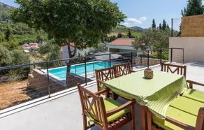 STUNNING HOME IN KREMENA WITH WIFI AND 1 BEDROOMS - Image 4
