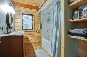Very Private Setting - Image 5