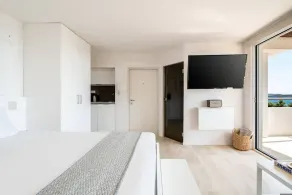 Athens Riviera Bay View Suite By The Olon - Image 5