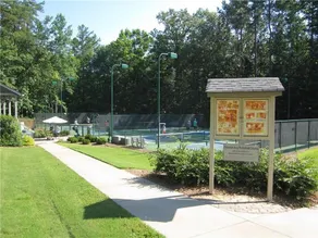 Updated luxury Keowee Key condo, short drive to Clemson - Image 3