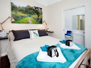 Cooks Hill Chalets - Petite Chalet - Image 5