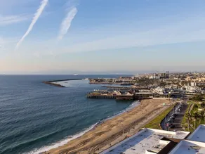 Beautiful Ocean Front Unit in South Redondo Beach - Image 3