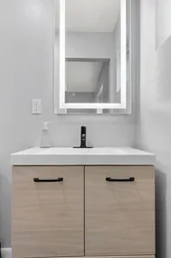 Cheerful Newly Renovated Home 5 Minutes to ASU - Image 5