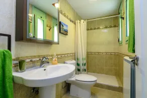Nice townhouse with comunity pool and sea views. - Image 3