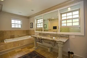 Sunny Ridge - Best Town & Estate 2 Hrs NYC, Heated Pool, Restaurants, PoshPadsCT - Image 2