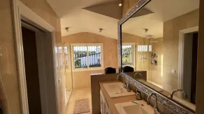 Luxurious sea view villa for 6 people, 1km from the beach - Image 3
