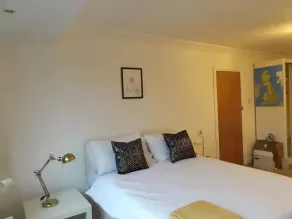 Coventry Park House - Image 3