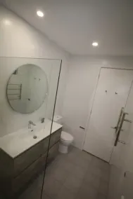 Collingwood with 2BR & 2 Parking Near Smith St - Image 3