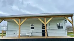 Koby-NEW tiny home with shared fishing pond - Image 3