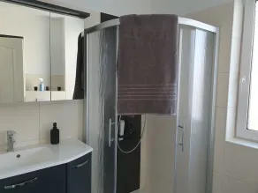 Moderne Ferienwohnung mit Balkon direkt an der Peene - Image 2
