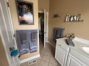 Alpacas, Rolling Hills & Starry Nights – Peaceful 3-Bedroom Farm Retreat - Image 3