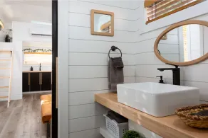 Zion Getaway Cozy Tiny Home with Private Hot Tub - Image 2