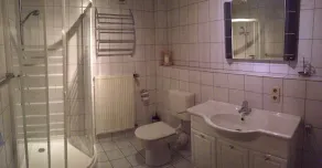 Lovely restored 4 star vacation home - Image 3