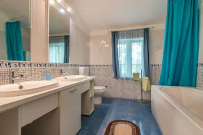 Neue, moderne, tier- und familienfreundliche Villa mit Pool - Image 3