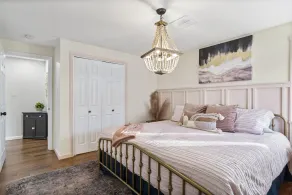 8 bedrooms, sleeps 20:  Hot Tub, 20mins to Denver/Red Rocks - Image 3