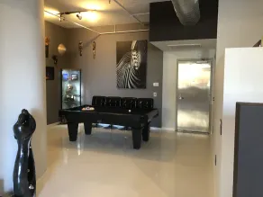Old Town Scottsdale NY-Style Upscale Smarthome Loft - Image 2