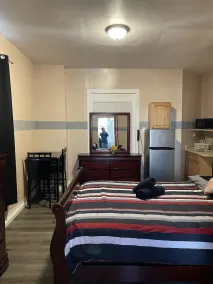 Come feel at home here. - Image 2