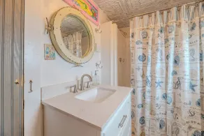 Deja Blue - KDH MP 6, Oceanfront, Hot Tub, Pets OK, Fenced-in Dog Area, Corn Hole - Image 2