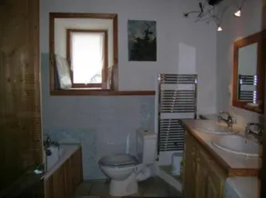 Large quiet apartment, ski Shuttle 150m, in Serre Chevalier. - Image 2