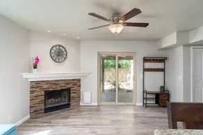 Luxury Updated 3-bedroom home with pool in Gilbert - Image 2