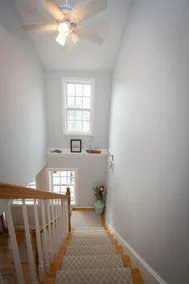 Narragansett Pier's Hadley's Seaside Cottage - Image 2