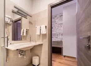 Tifani Luxury Rooms 3 - Image 3