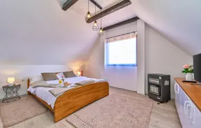 Stunning home in Seketin - Image 5