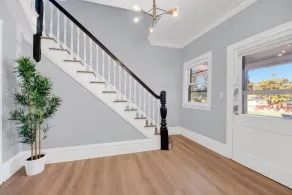 Luxury 3BR Family Home Game Room Parking - Image 2