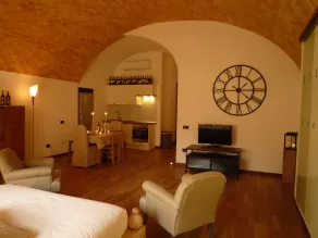 Charming 1600s open space in the historic center. - Image 4