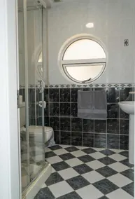 Glancy's Accommodation - Image 5