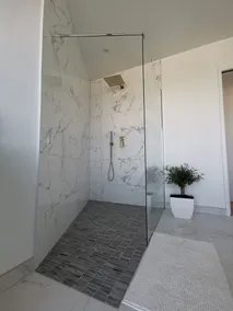 Magnificent Sea View Villa with Swimming Pool, Terrace and WIFI - Image 4
