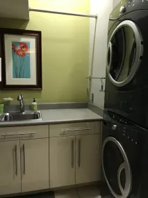 Downtown MainStreet Penthouse 1BR five star Rental with parking overlooking main - Image 2