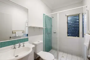 Absoluto - Point Lookout, QLD - Image 3