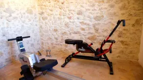 Beautiful Provençal manor house in award winning vineyard - Image 3