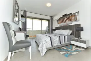 Exclusive Luxury Apartment with Balcony & Ocean Views - 10th Floor (Top Floor) - Image 5