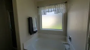 Spacious 4BR Getaway - Theater, PS5, Pool Table - Image 5