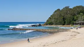 Oceanic 28 On The Beach - Image 5
