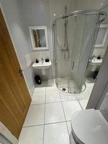 Earls Barton House Sleeps 4 With Patio and Garden - Image 3