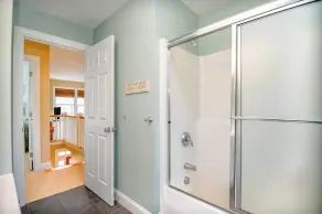 Stunning 5 Bdr, Walk to York Harbor Beach! - Image 2