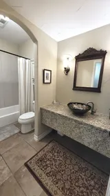 Remodeled & Fully-Furnished Guest Suite - Image 3